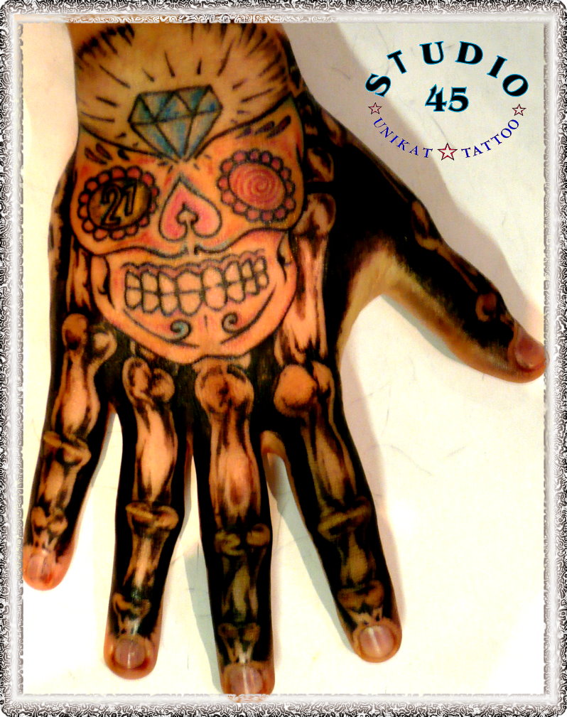 KnochenHand Tattoo Recklinghausen STUDIO 45