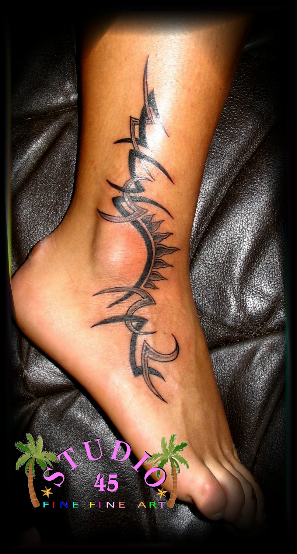 Knöchel Fuß Ornament Custom Tattoo Recklinghausen STUDIO 45