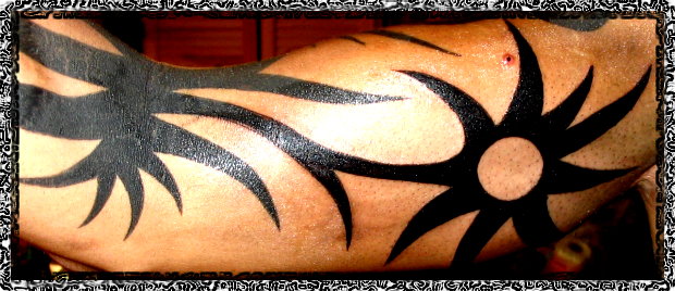 Olli Long Tribal Arm komplett Innenseite Sonne Recklinghausen STUDIO 45