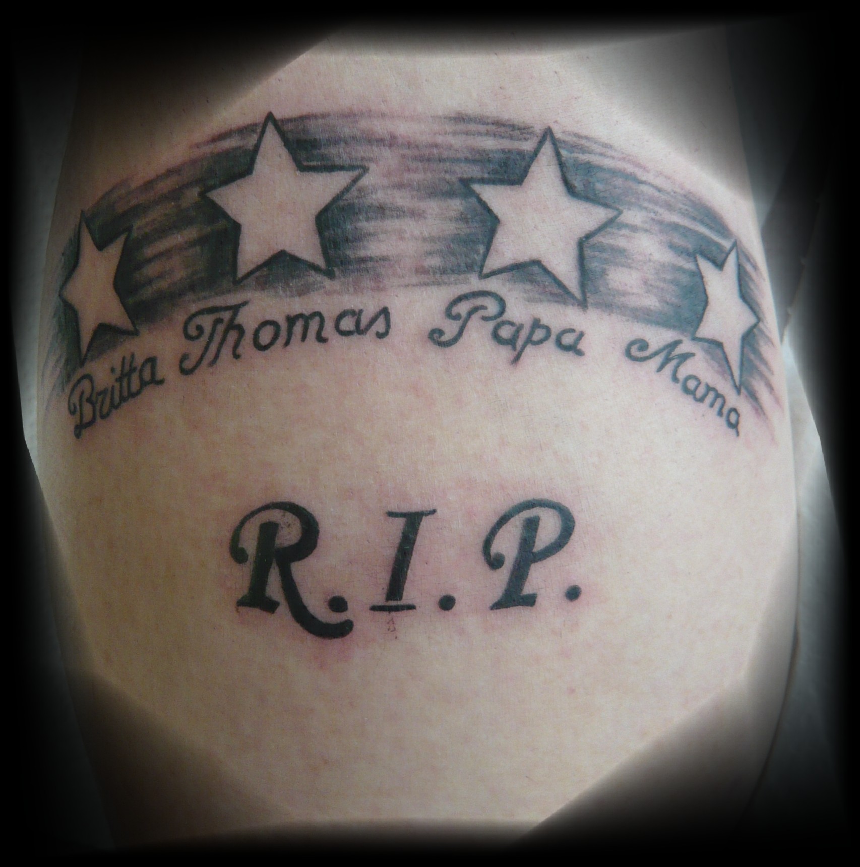 RIP Gedenk Schriftzug Britta Thomas Papa Mama Tattoo Recklinghausen STUDIO 45
