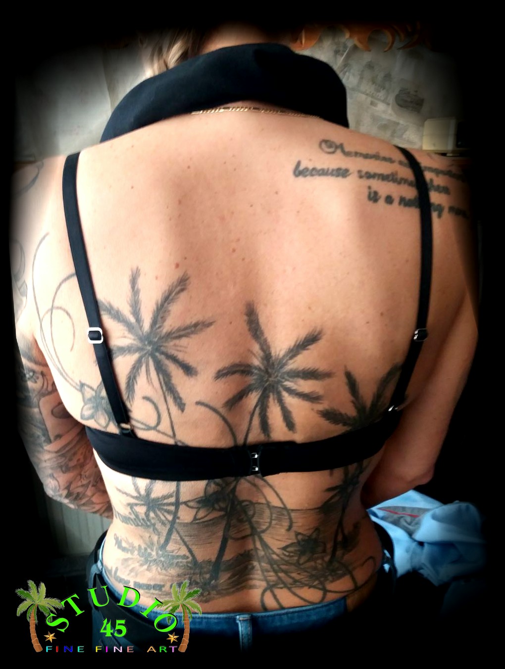 Ruecken Oldschool restauration Cover-Up STUDIO 45