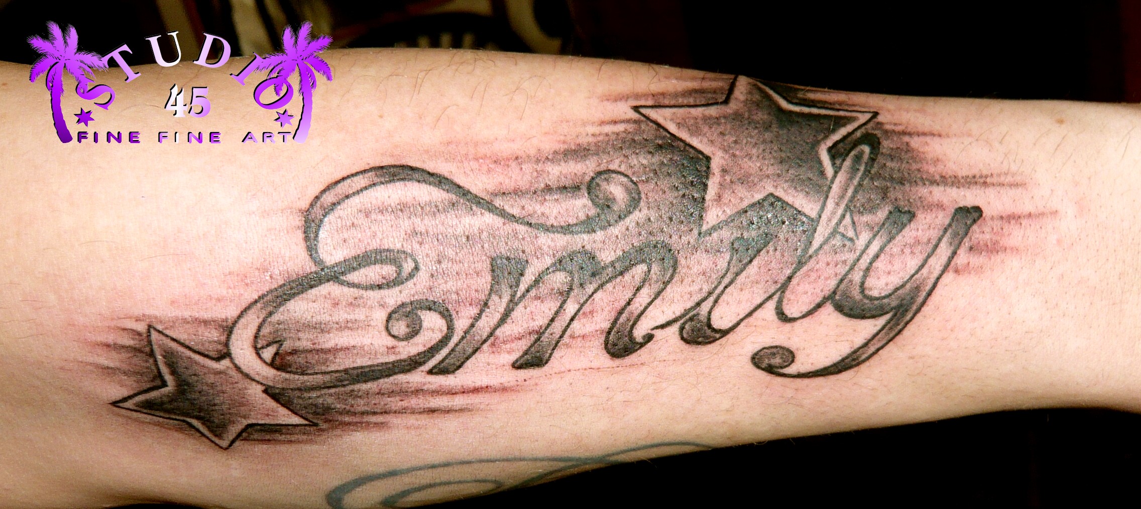 Schriftzug Unterarm Emily Sterne Schattiert Recklinghausen STUDIO 45