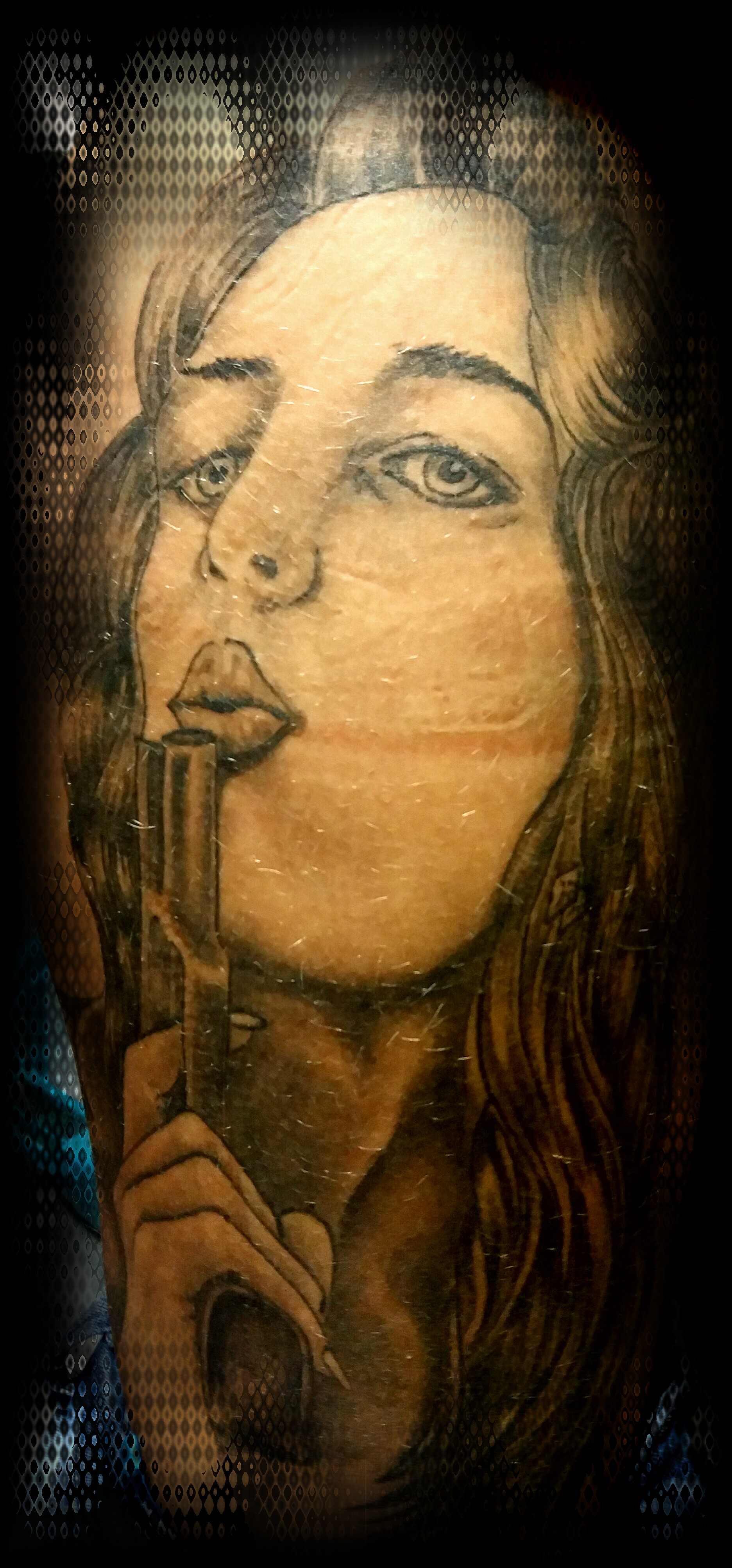 Frau mit Colt Tattoo Black and Grey Recklinghausen STUDIO 45